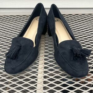 NWOB block heels with tassels size 9